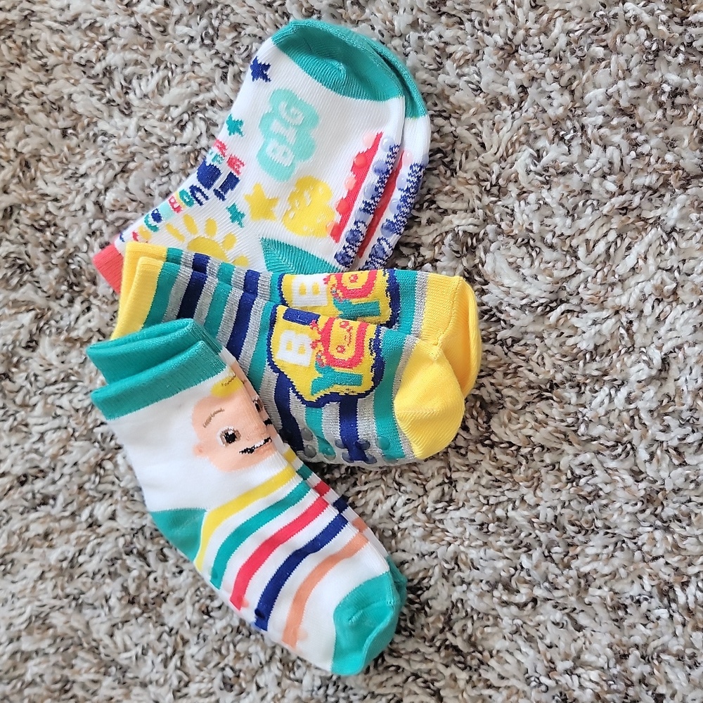 Cocomelon Boys 3 Pair Socks.